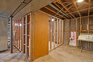 75 S 2nd Ave, Lombard, IL 60148 - Photo 24