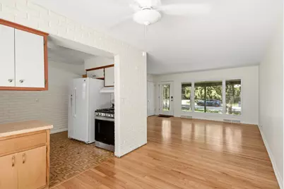 75 S 2nd Avenue, Lombard, IL 60148 - Photo 6