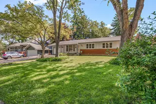 75 S 2nd Ave, Lombard, IL 60148 - Photo 2