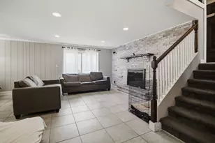 230 Millford Ln, Bloomingdale, IL 60108 - Photo 22