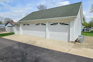 511 College Ave, Dixon, IL 61021 - Photo 24