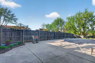 3211 Wild Oaks Ct, Joliet, IL 60431 - Photo 8