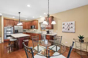13105 Timber Ct, Palos Heights, IL 60463 - Photo 8