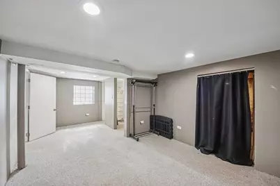 6254 W Barry Avenue, Chicago, IL 60634 - Photo 24