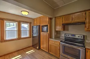 204 W South St, Clifton, IL 61727 - Photo 8