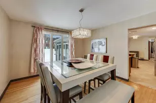511 Mark Ln, Downers Grove, IL 60516 - Photo 8