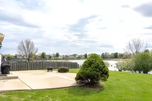 2649 Caliendo Cir, Montgomery, IL 60538 - Photo 8