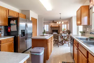 2649 Caliendo Cir, Montgomery, IL 60538 - Photo 12