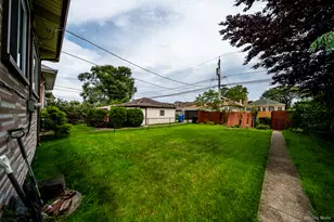 8449 S Dante Ave, Chicago, IL 60619 - Photo 10