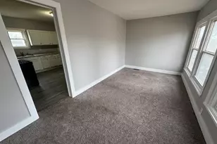 1155 12th Ave, Moline, IL 61265 - Photo 8