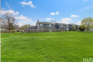 444 Meadow Hill Ln, Round Lake Beach, IL 60073 - Photo 22