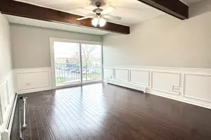 5644 W 105th St, Oak Lawn, IL 60453 - Photo 2