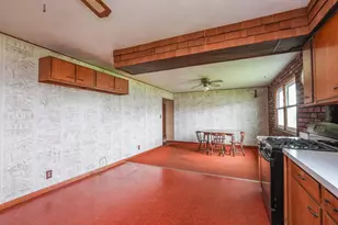 8050 N 2000E Rd, Manteno, IL 60950 - Photo 14