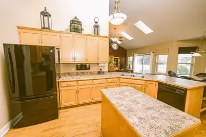 12819 Waterford Boulevard, Plainfield, IL 60585 - Photo 6