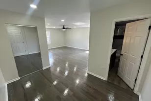 8015 S Avalon Ave, Chicago, IL 60619 - Photo 14