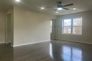 8015 S Avalon Ave, Chicago, IL 60619 - Photo 16