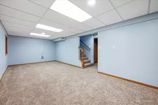 1425 Iris Ave, Carol Stream, IL 60188 - Photo 42