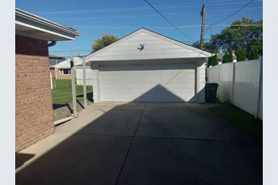 8303 N Washington Street, Niles, IL 60714 - Photo 12