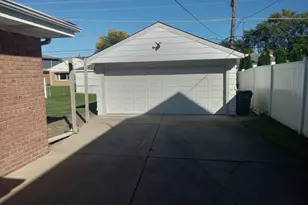 8303 N Washington St, Niles, IL 60714 - Photo 12
