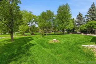 301 Stoneleigh Ln, Oswego, IL 60543 - Photo 38