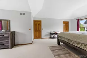 301 Stoneleigh Ln, Oswego, IL 60543 - Photo 26