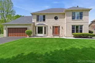 301 Stoneleigh Ln, Oswego, IL 60543 - Photo 2