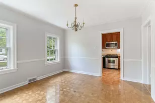 2656 Broadway Ave, Evanston, IL 60201 - Photo 6