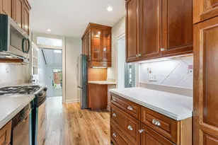 2656 Broadway Ave, Evanston, IL 60201 - Photo 8