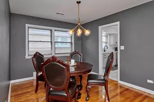 5500 Harvard Terrace, Skokie, IL 60077 - Photo 8