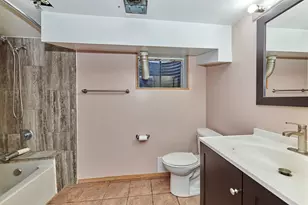 5500 Harvard Terrace, Skokie, IL 60077 - Photo 34