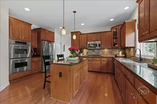 39W470 S Mathewson Ln, Geneva, IL 60134 - Photo 8