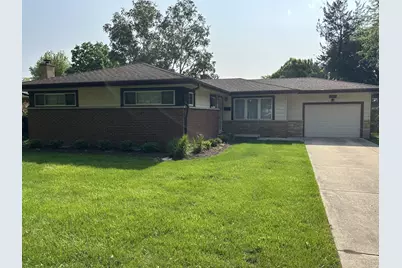 105 N Phelps Avenue, Arlington Heights, IL 60004 - Photo 1