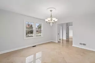 [Address not provided], Prospect Heights, IL 60070 - Photo 8