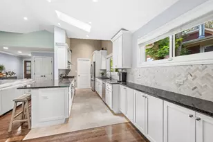 3203 Dato Ave, Highland Park, IL 60035 - Photo 8