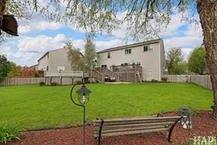 1053 Wheatland Dr, Crystal Lake, IL 60014 - Photo 40