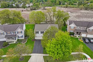 1053 Wheatland Dr, Crystal Lake, IL 60014 - Photo 44