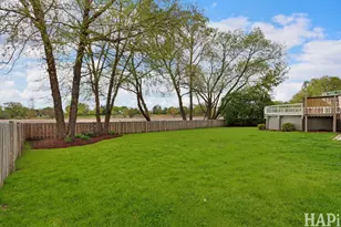 1053 Wheatland Dr, Crystal Lake, IL 60014 - Photo 42