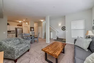 1263 Comiskey Ave, North Aurora, IL 60542 - Photo 8
