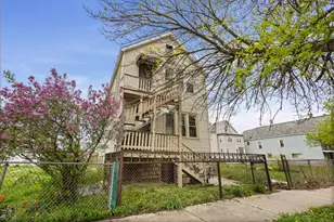 8405 S Baltimore Ave, Chicago, IL 60617 - Photo 8