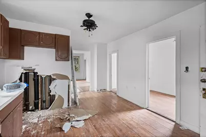 8405 S Baltimore Avenue, Chicago, IL 60617 - Photo 16