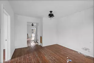 8405 S Baltimore Ave, Chicago, IL 60617 - Photo 20