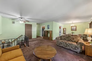 2 Faro Ct, Oswego, IL 60543 - Photo 8