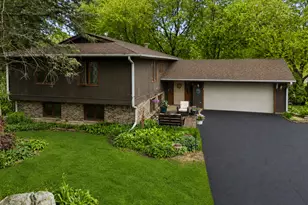2 Faro Ct, Oswego, IL 60543 - Photo 42
