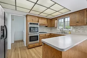 11547 Burr Oak Ln, Burr Ridge, IL 60527 - Photo 10