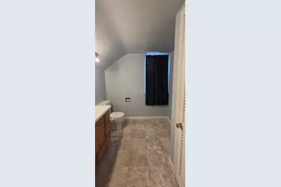 2519 E Locust Street, Davenport, IA 52803 - Photo 22