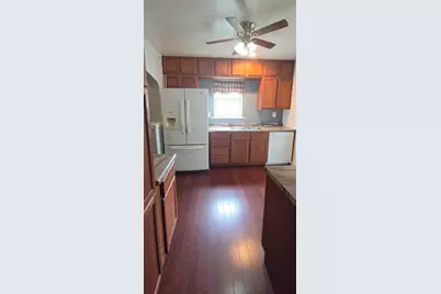 2519 E Locust Street, Davenport, IA 52803 - Photo 8
