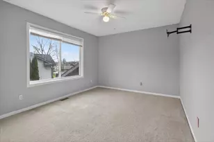 1109 Candlewick Dr, Poplar Grove, IL 61065 - Photo 18