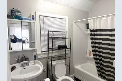 511 E Jackson Street, Bloomington, IL 61701 - Photo 14