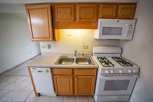 11036 S Kenneth Ave, Oak Lawn, IL 60453 - Photo 6