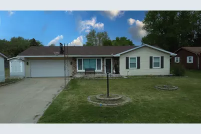 714 E Rosewood Street, Watseka, IL 60970 - Photo 1